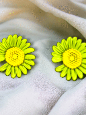 Daisy Floral Earrings - lightweight fashion earrings
