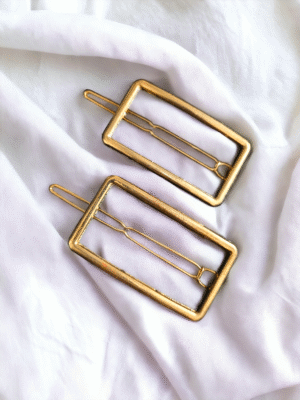 Square design hair pins for modern looks