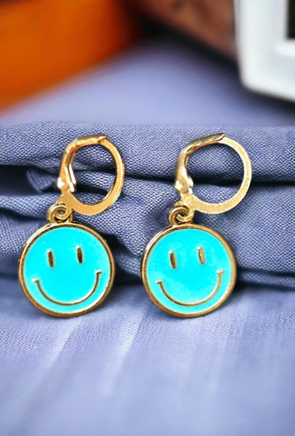 Smiley huggie earrings for fun casual vibe