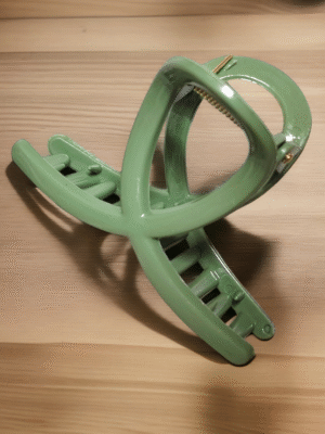 Hair claw