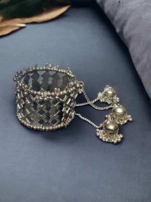 Seashell and pearl bead ethnic kada bangle