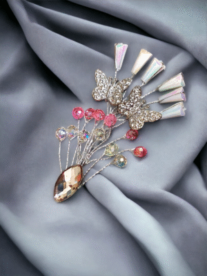 Wedding essential hair clips for brides