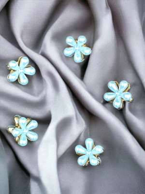Small floral hair claw clip for cute hair styling