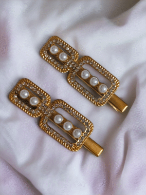 Pearl and stone hair clip - festive look