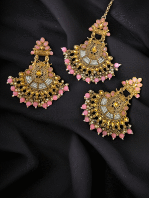 Antique oxidized earrings with maangtikka combo