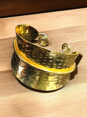 Brass leaf design bracelet