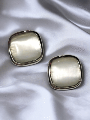 Korean minimal stud earrings