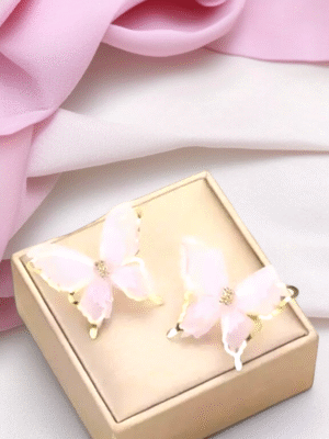 Korean butterfly earrings with delicate style