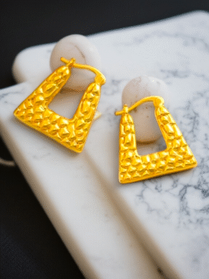 Anti-tarnish hoop earrings minimal design